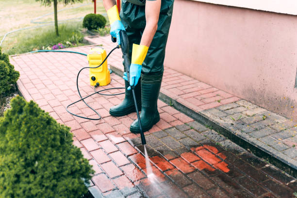Why Choose Our Certified Pressure Washing Experts for Your Project Needs in Sandpoint, ID?